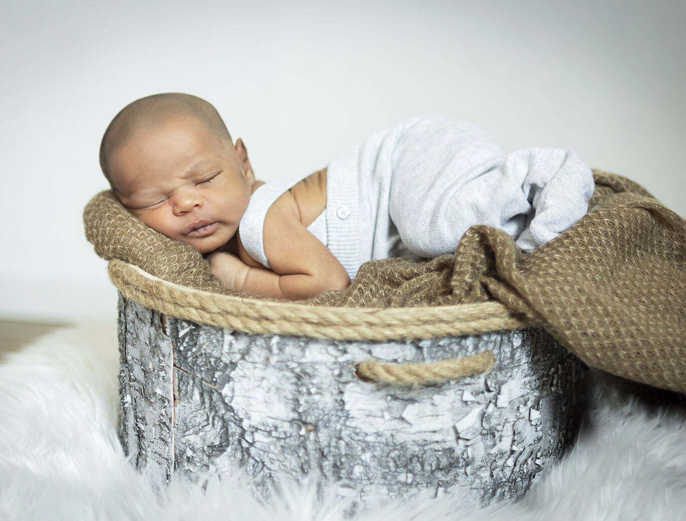 www.calafellphotography.com - new-born-massar-dembadsc-7438.jpg